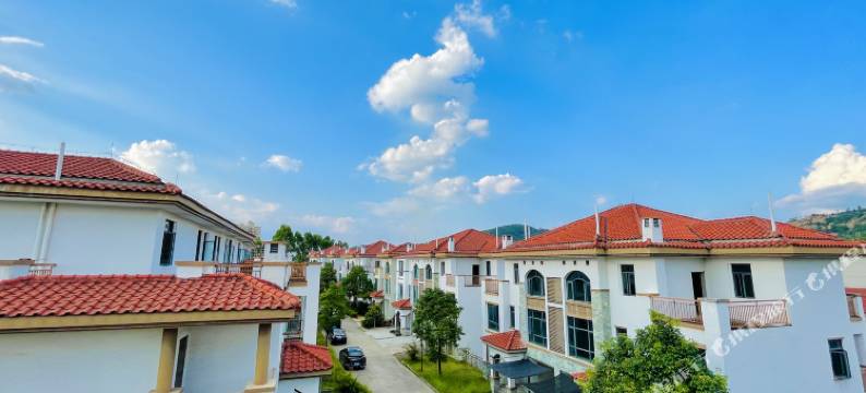 简逸私汤泳池别墅(韶关南华寺店)图片