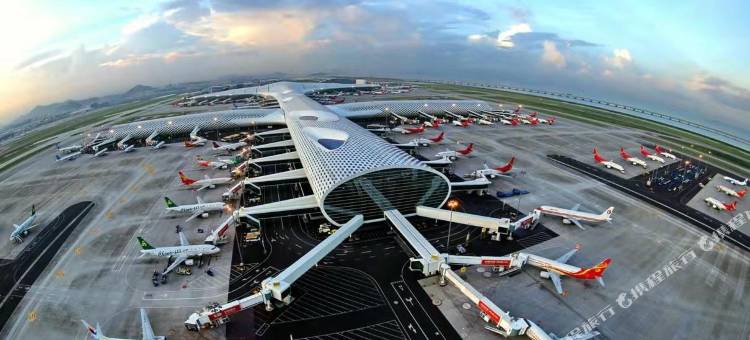 RANZ兰兹酒店(深圳宝安机场福永地铁站店)图片