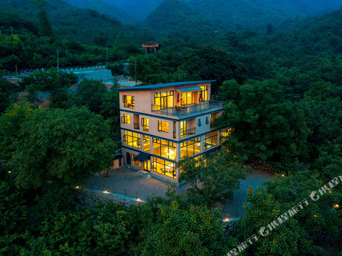 隐居乡里·蜡笔森林民宿