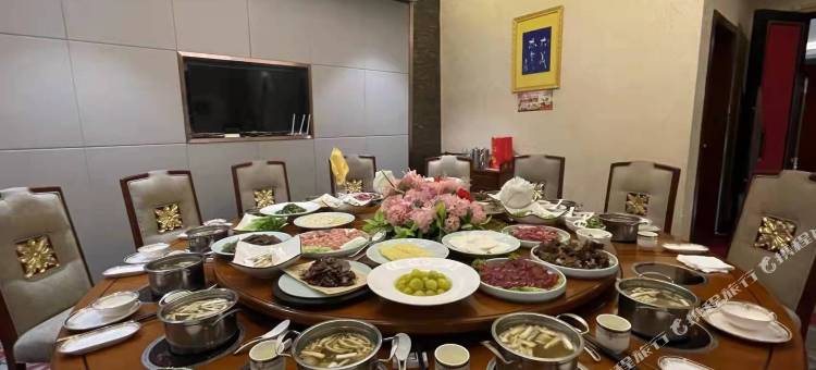 林芝东辰锦辉酒店(滨河路店)图片