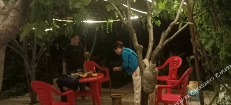 那拉提忆阆民宿图片