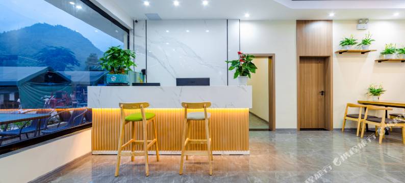 西岭雪山云上小筑民宿图片