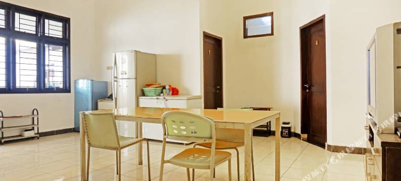 OYO 91349 卡拉瓦奇塔曼佩尔马塔3号(OYO 91349 Karawaci Taman Permata 3)图片