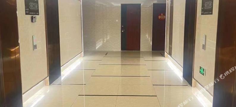 希瑞尔轻奢主题公寓(星悦天地店)图片