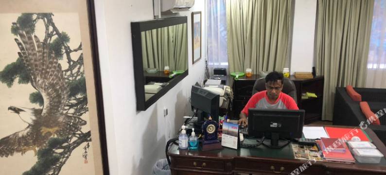 OYO 90780 J酒店-武吉免登(Super OYO 90780 J Hotel Bukit Bintang)图片