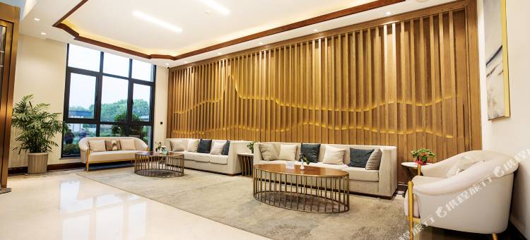 鲁山水云间酒店图片