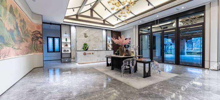 花筑·桃花源温泉合院图片