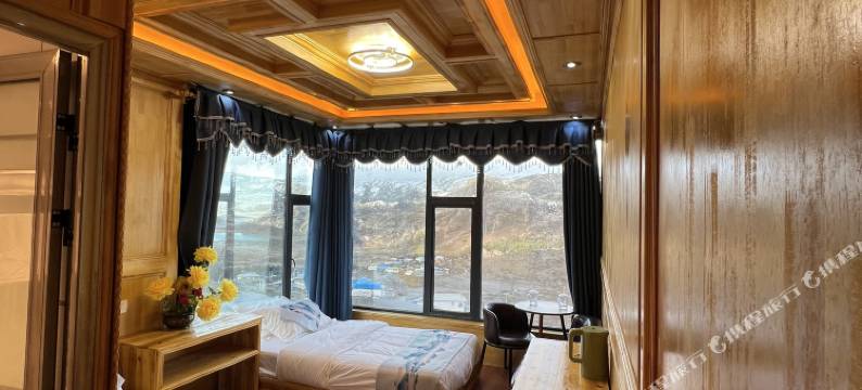 八宿县来古云之端大酒店图片