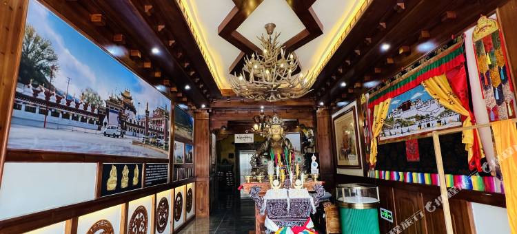 石渠宗吉酒店图片