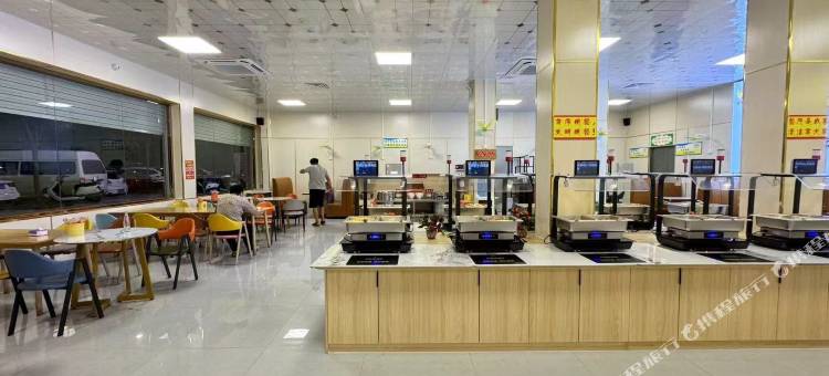臻臻酒店(西津地铁站店)图片