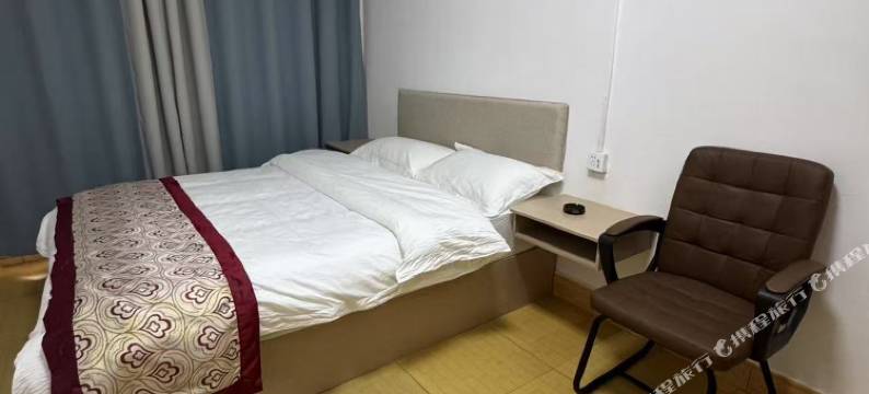 大余东山旅馆图片