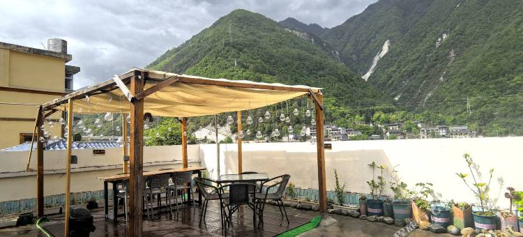海螺沟栖麓山院(磨西镇海螺沟游客中心店)图片