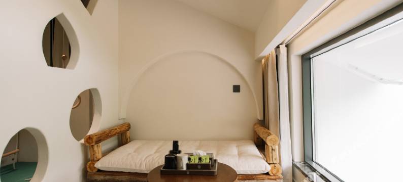 水喜汤泉|晨光初上·漫时光·花园景观民宿(峨眉山零公里店)图片