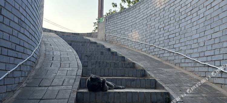 云端地坑院民宿图片