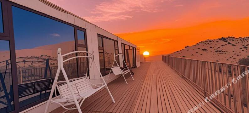 驼铃沙途沙漠观景酒店图片