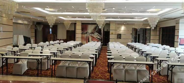 四季影院酒店(南昌八一广场火车站店)图片