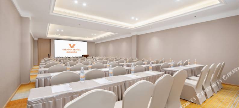 维也纳酒店(中山利和广场市政府店)图片