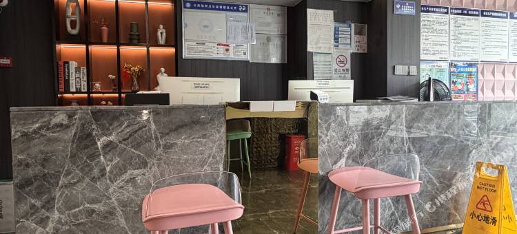 长沙岳麓顾奈丽呈酒店(观沙岭地铁站店)图片