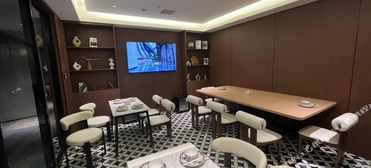 柏派酒店(黄鹤楼昙华林地铁站店)图片