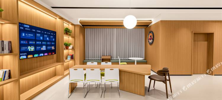 轻住·悦享酒店(鼓楼广场开封站店)图片