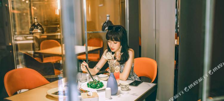 阳朔烟雨蓝湾观景度假酒店(阳朔高铁站20元人民币景区店)图片