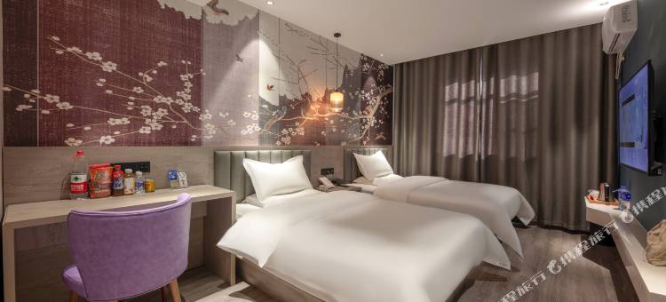 圣唯酒店(邓州火车站店)图片