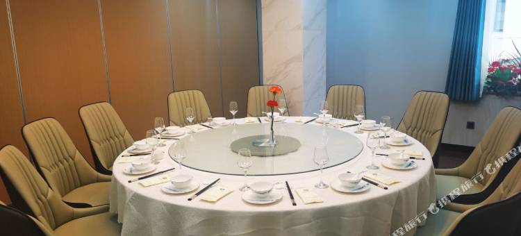 甘棠桥大酒店(湖州爱山广场衣裳街店)图片