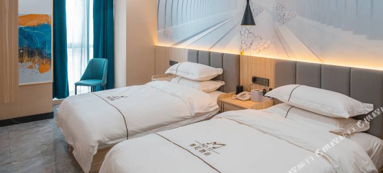 摩亿智能酒店(包头东河摩尔城店)图片