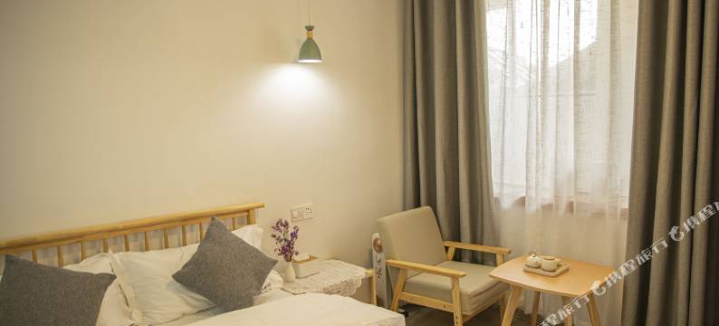 香格里拉雪湖轻奢民宿(独克宗古城店)图片