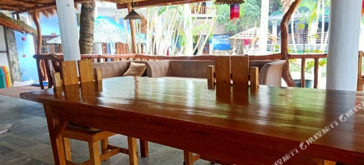 海豚湾滨海潜水度假村(Dolphinbay Beachfront & Dive Resort)图片