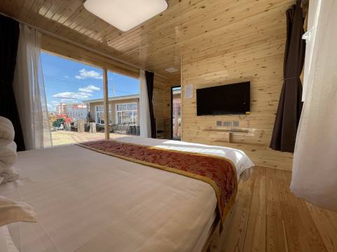 根河洪金家庭客栈