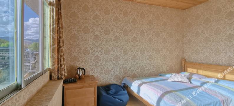 稻城自说自话客栈图片