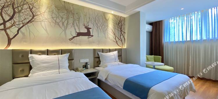 如家派柏·云酒店(开封清明上河园鼓楼广场店)图片