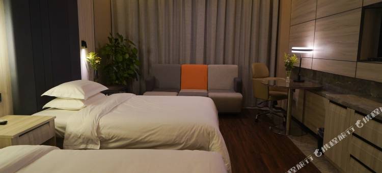 如家素柏·云酒店(乌鲁木齐机场店)图片