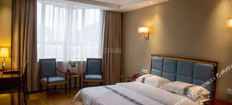 筠连浙商大酒店图片