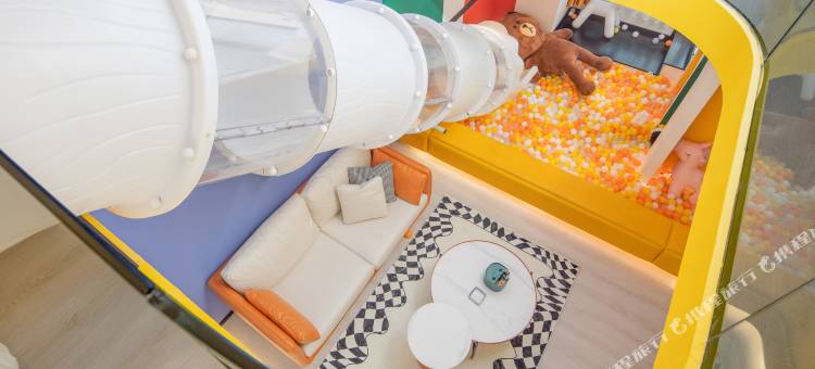 缘宿·Loft空间美学民宿(太原万象城店)图片