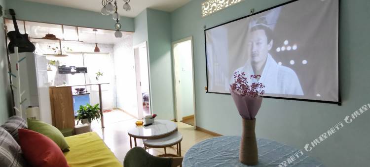 成都金牛叮叮猫民宿图片