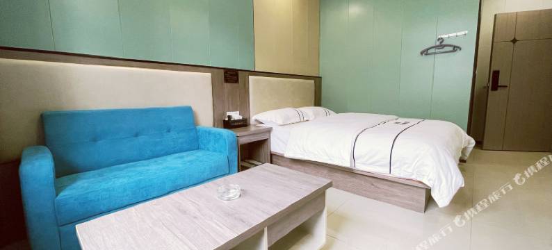 长沙途嘉影院酒店(湖南大学阜埠河地铁站店)图片