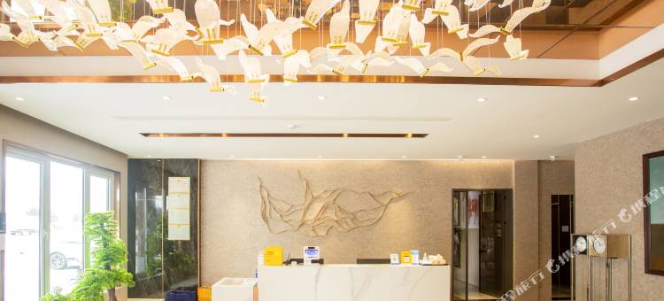 蓝晶商务酒店(宁津德百广场新一中店)图片