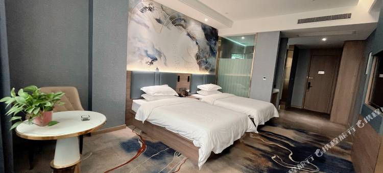 天空四季酒店(长子东大街汽车站店)图片