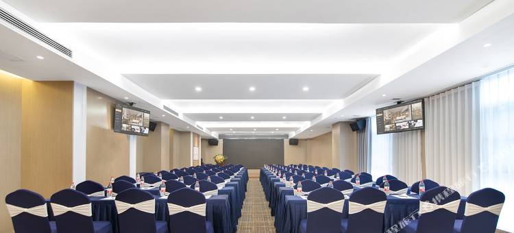 昭通维也纳国际酒店(省耕公园红星合景广场店)图片