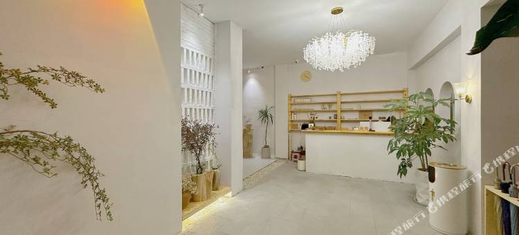 鹿也山居酒店(仙女山店)图片