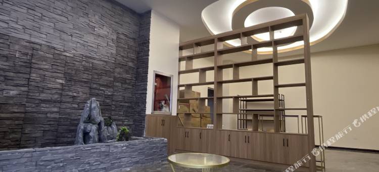 智佳多功能酒店(安龙店)图片