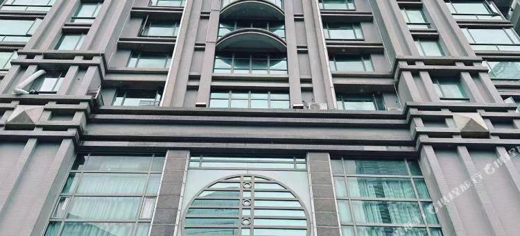 七月居青年旅舍(车公庙下沙地铁站店)图片