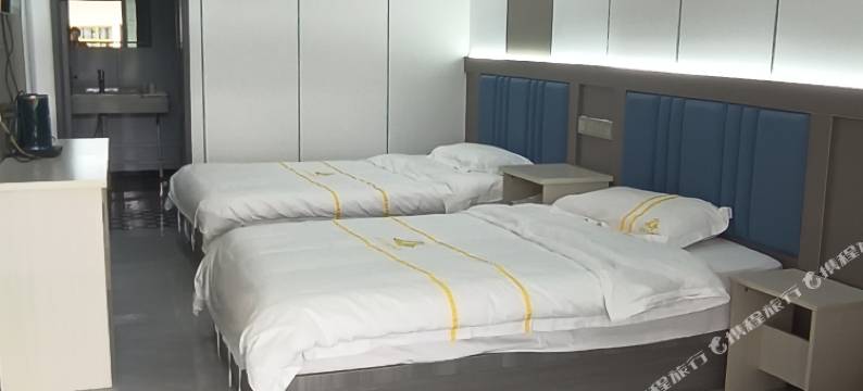 乌兰茶卡天之镜宾馆图片