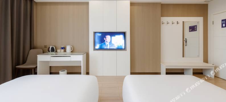 长城主题酒店(蒲城中心广场店)图片