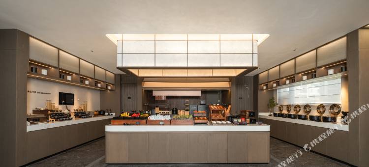 洛阳龙门高铁站龙门大道亚朵酒店图片