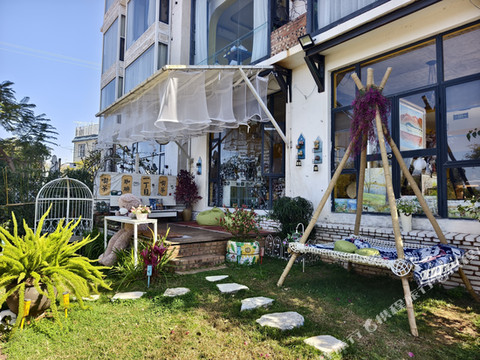 抚仙湖湖影客栈