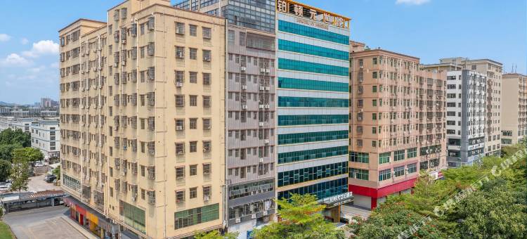 铂顿元世纪酒店(深圳沙井步涌地铁站店)图片