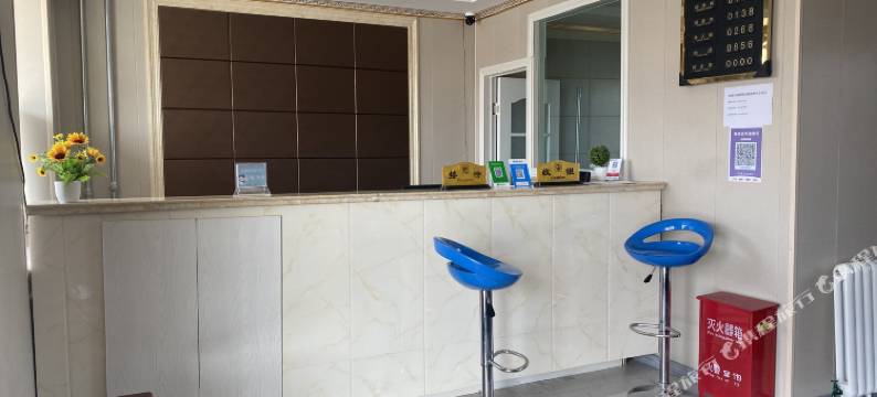 倒淌河海湖宾馆图片